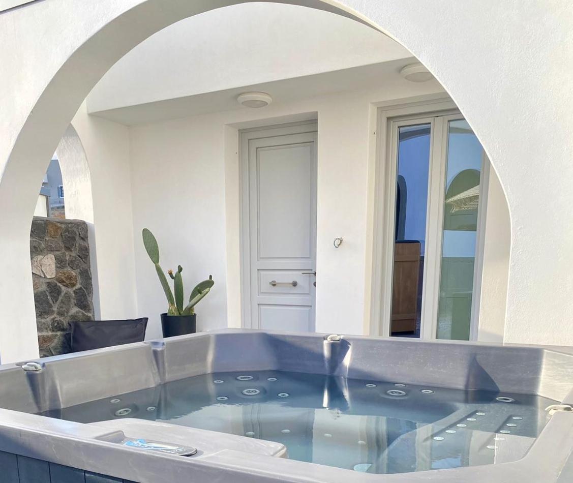 Alafropetra Luxury Suites Akrotírion Exterior foto