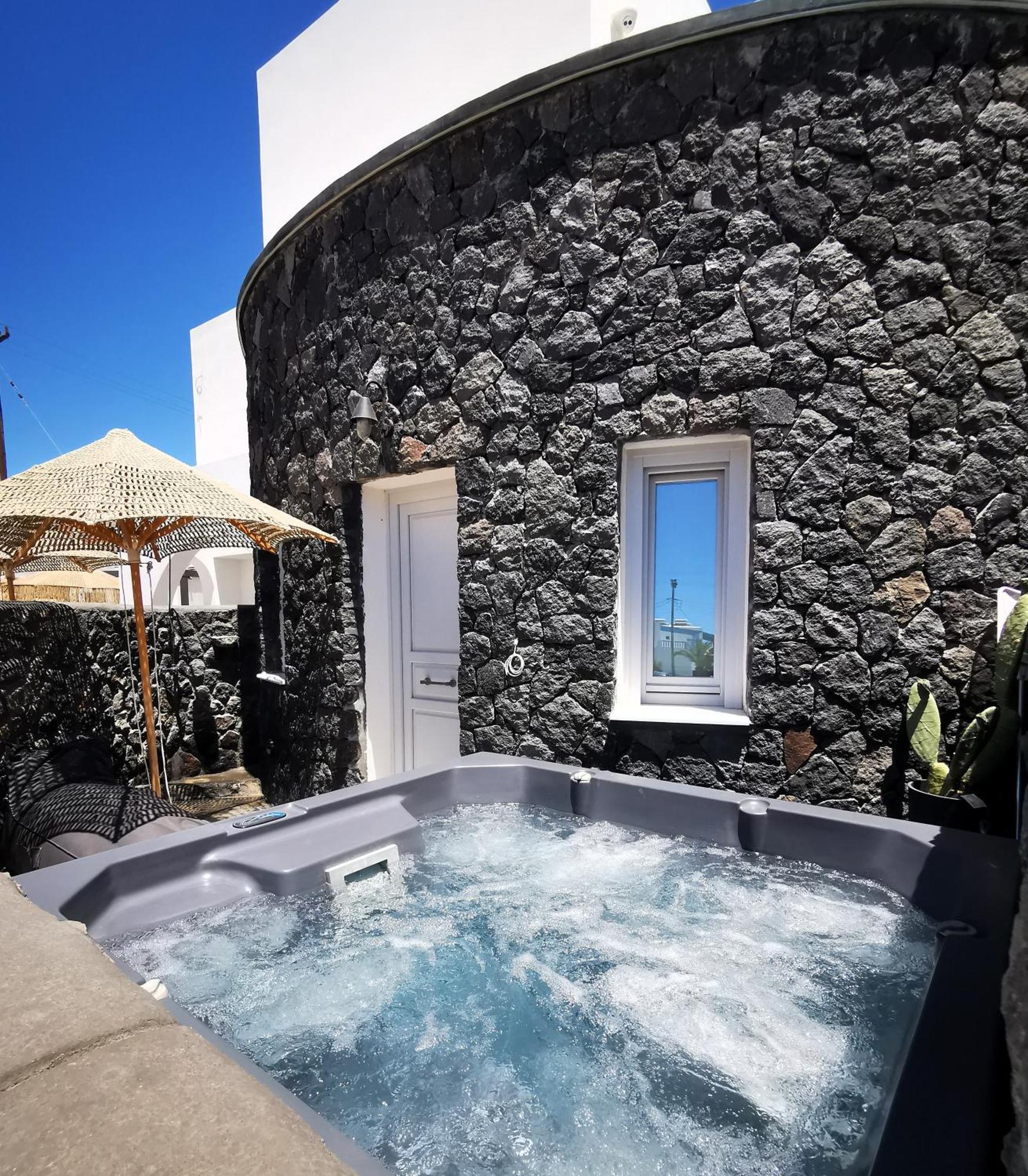 Alafropetra Luxury Suites Akrotírion Exterior foto